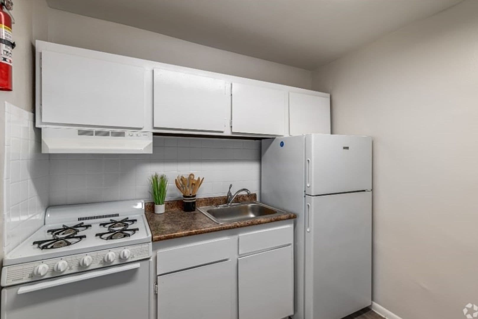 Clifton Heights Apartment: 1 Jefferson Street