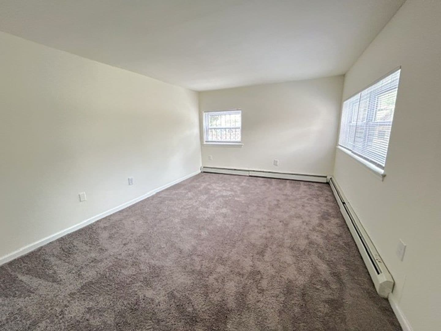 Drexel Hill Apartment: 375 Cheswold Road