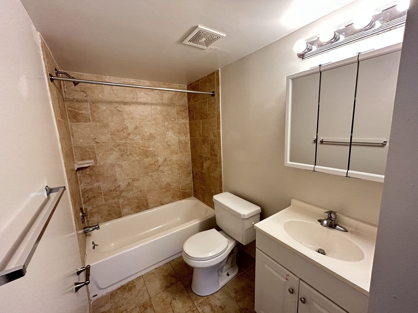 Secane Apartment: 151 S. Bishop Avenue