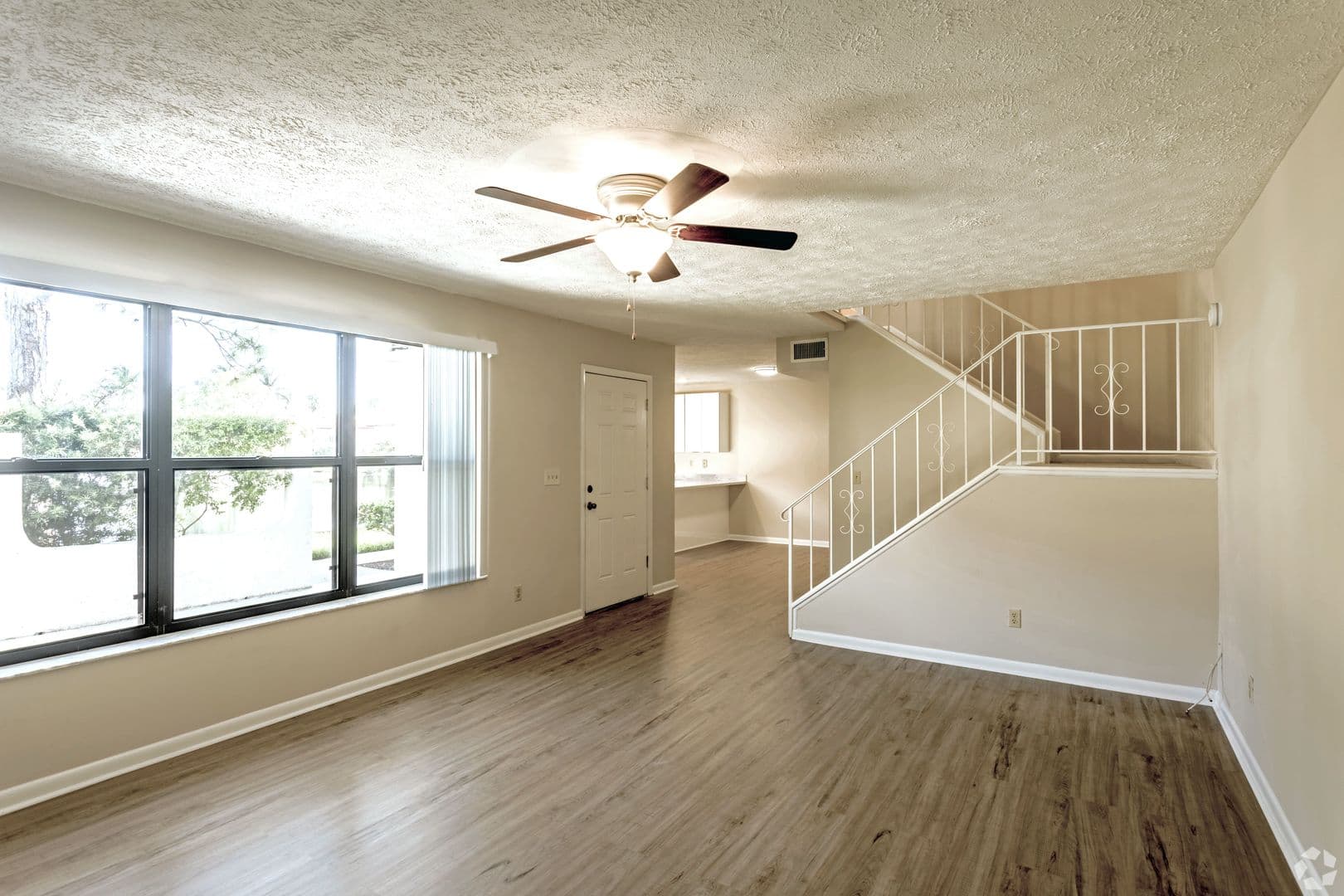 Stuart Apartment: 3257 SE Brook Street