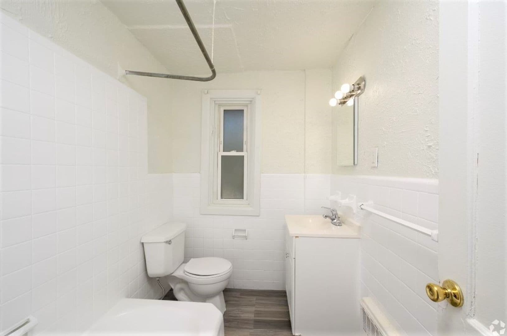 Upper Darby Apartment: 87-89 South State Road