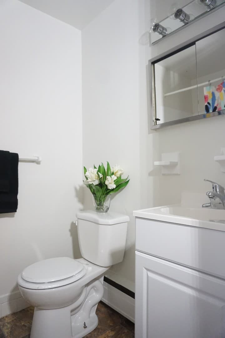 Lansdowne Apartment: 101 W Baltimore Pike