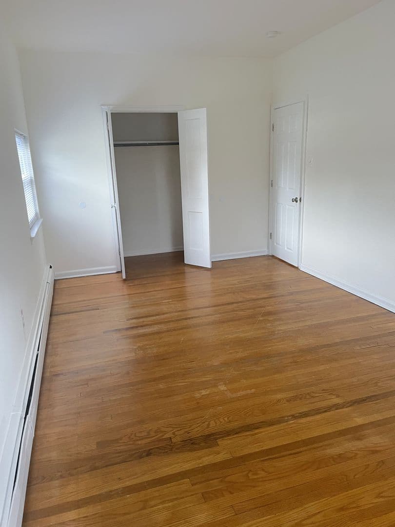 Drexel Hill Apartment: 375 Cheswold Road