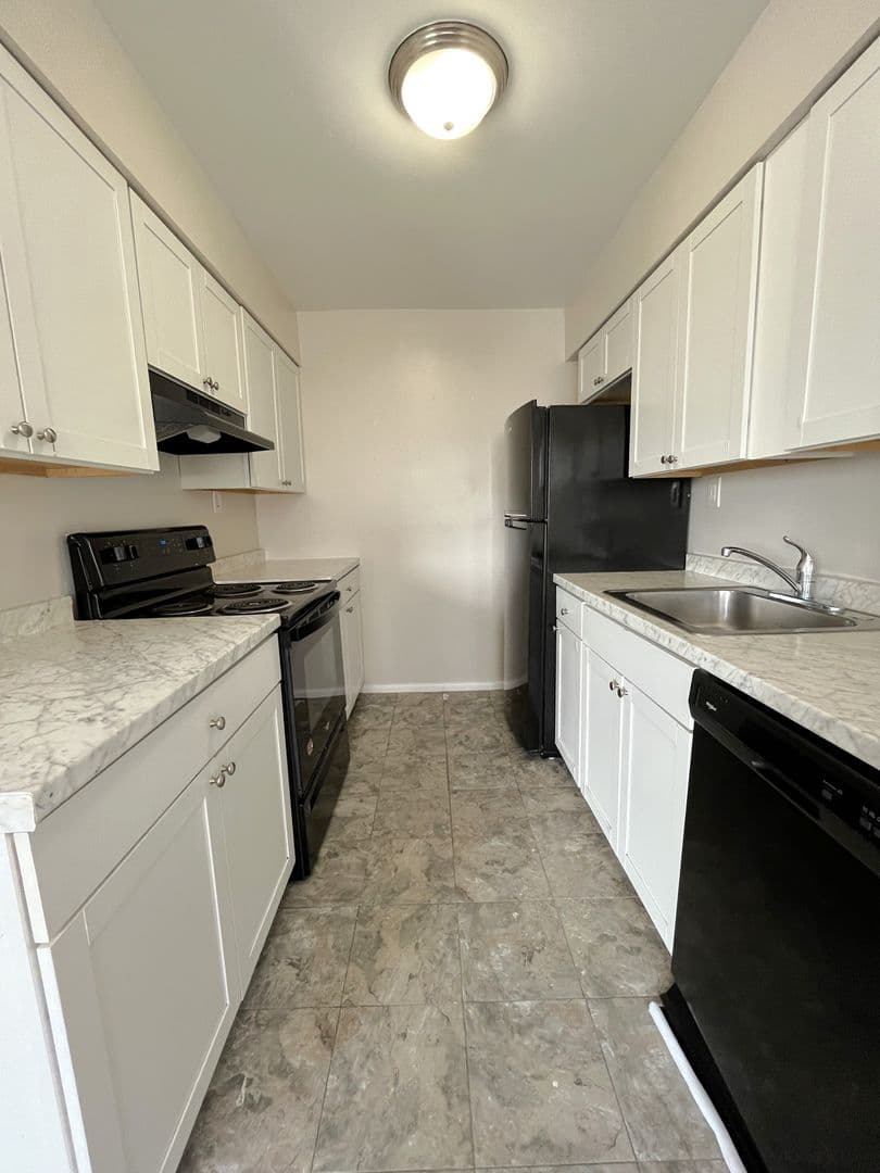 Drexel Hill Apartment: 100 Shadeland Avenue