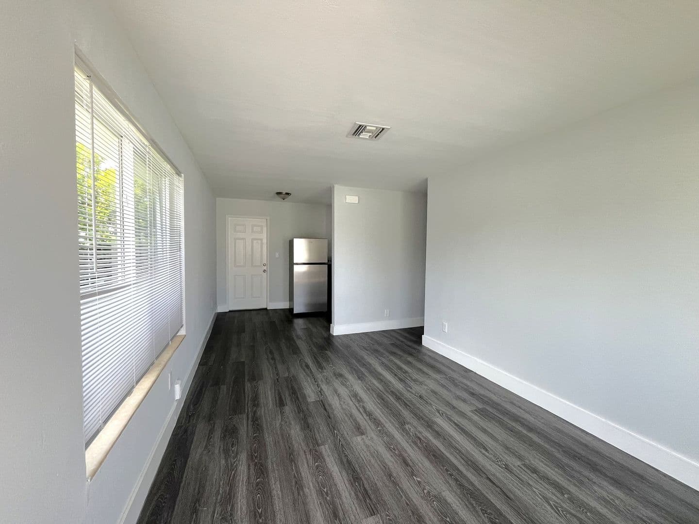 Pompano Beach Apartment: 231 SW 15th Street
