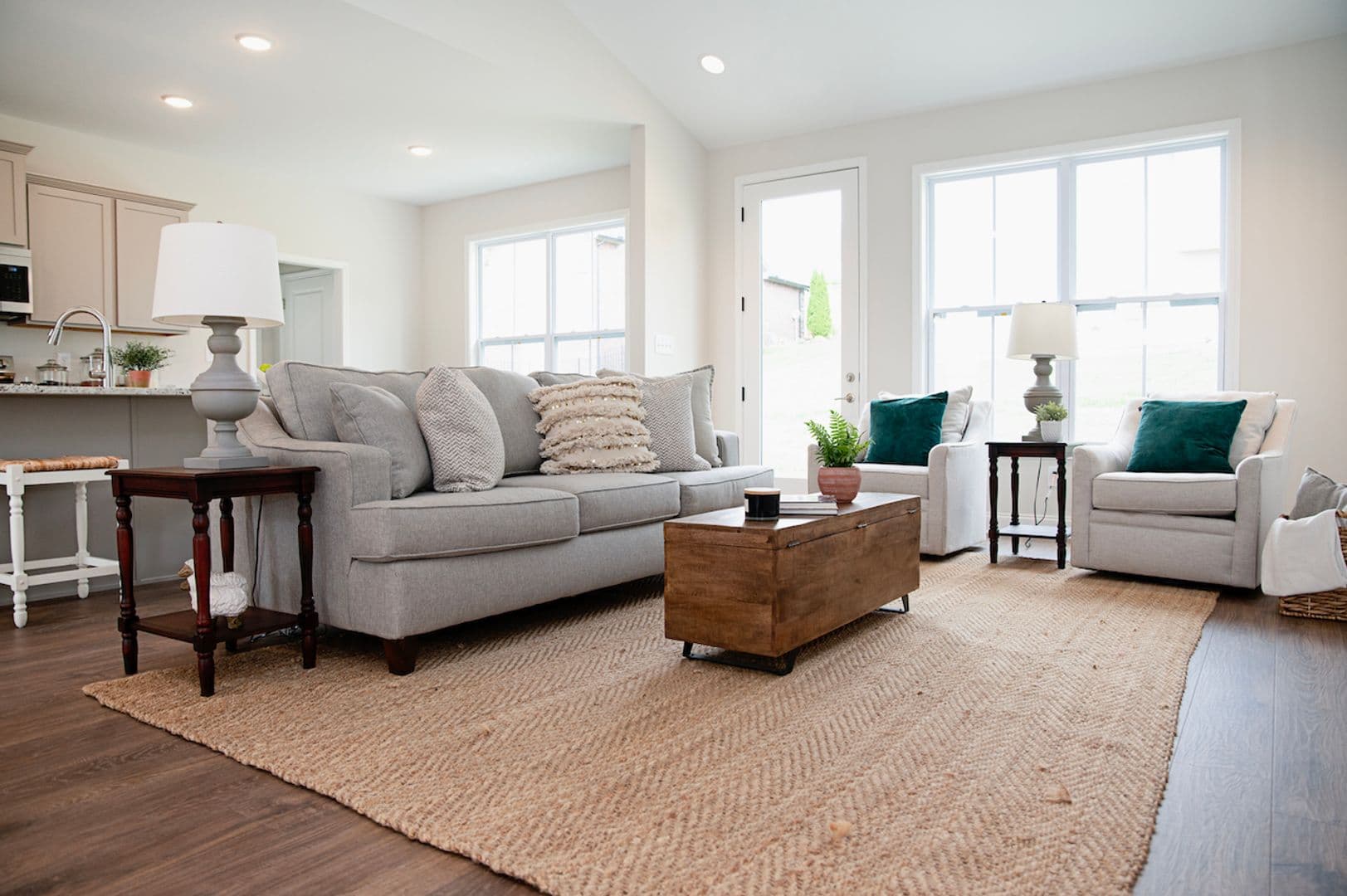 knoxville House: 8115 Chapel Hill RH32