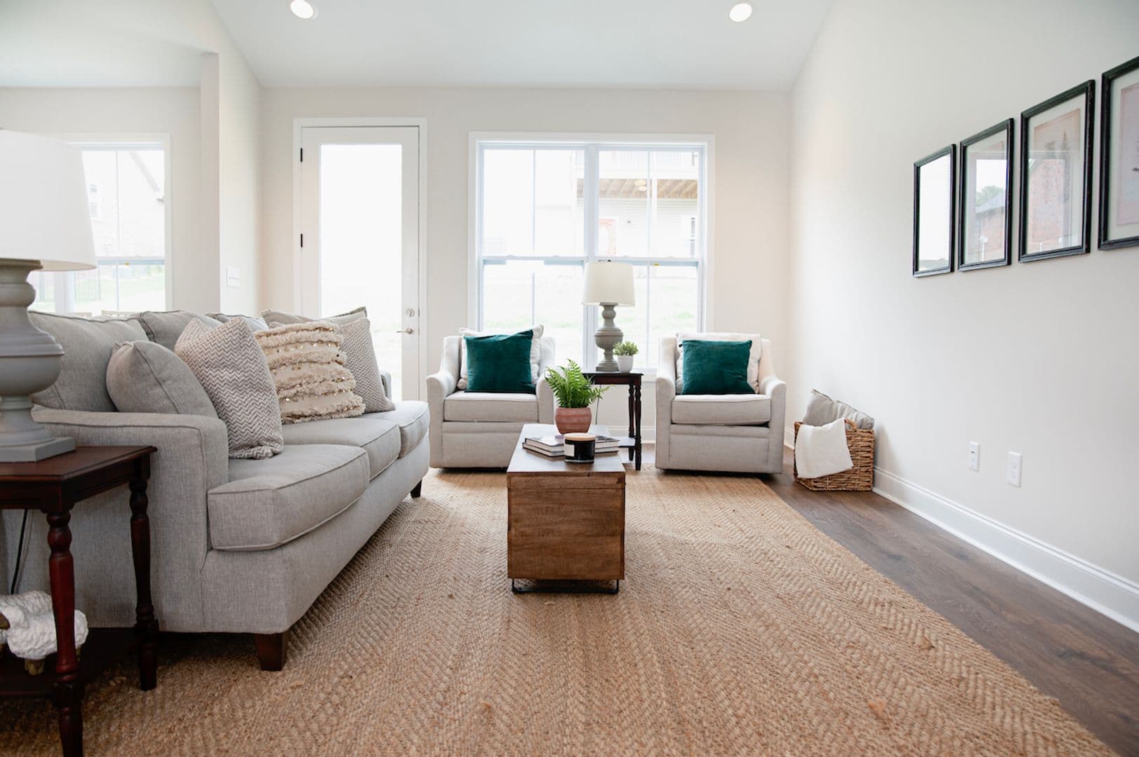 knoxville House: 8115 Chapel Hill RH32