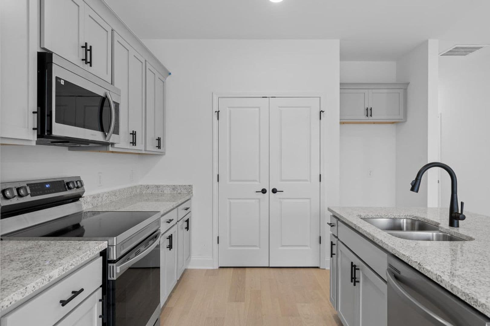 Ooltewah Townhome: 8851 James Creek Dr