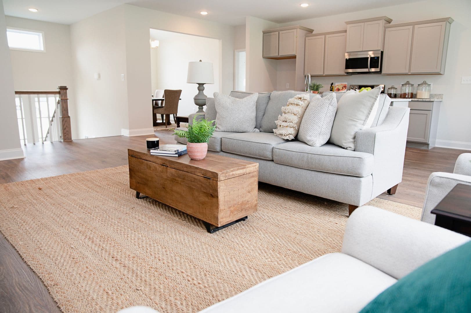 knoxville House: 8115 Chapel Hill RH32
