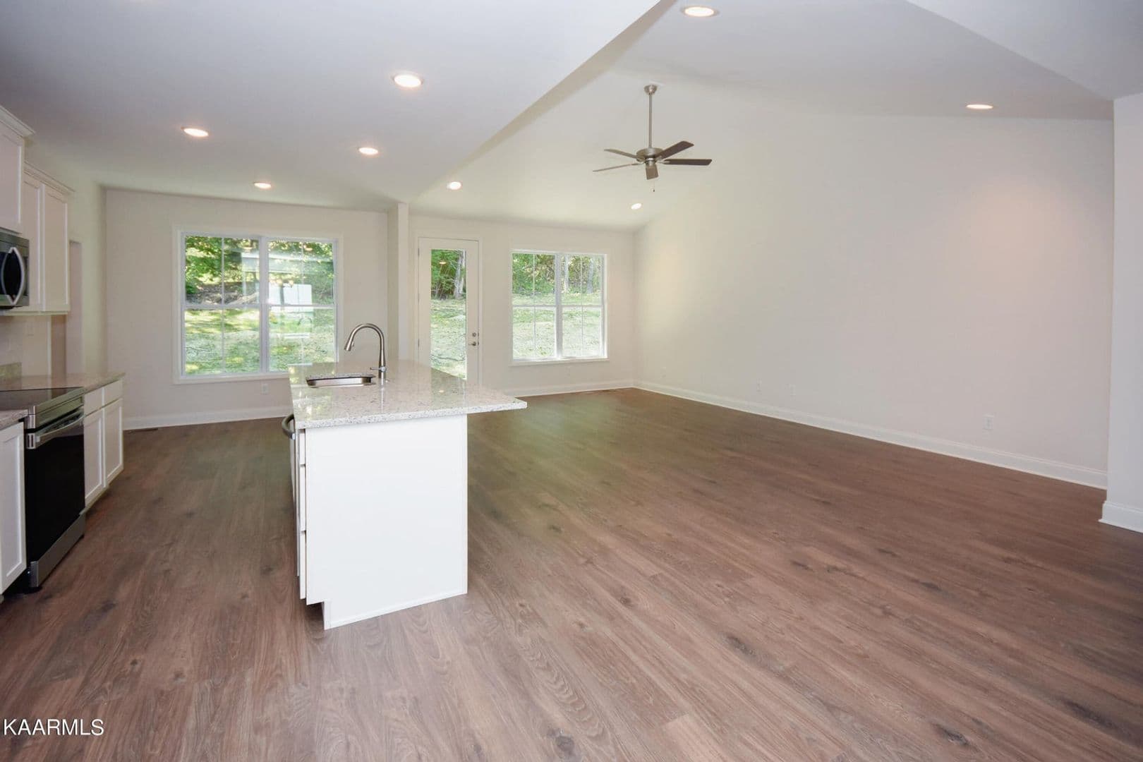 Knoxville House: 8135 Vassar Lane