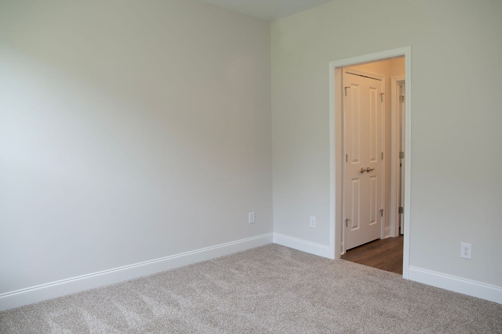 knoxville House: 8115 Chapel Hill RH32