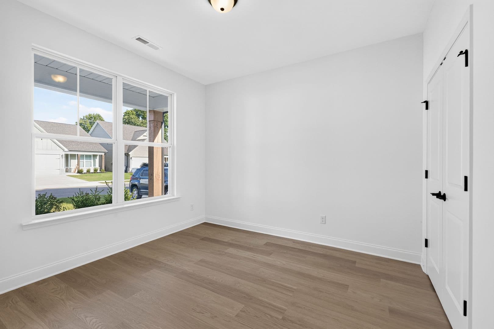 Ooltewah House: 6587 Elizabeth Ann Way