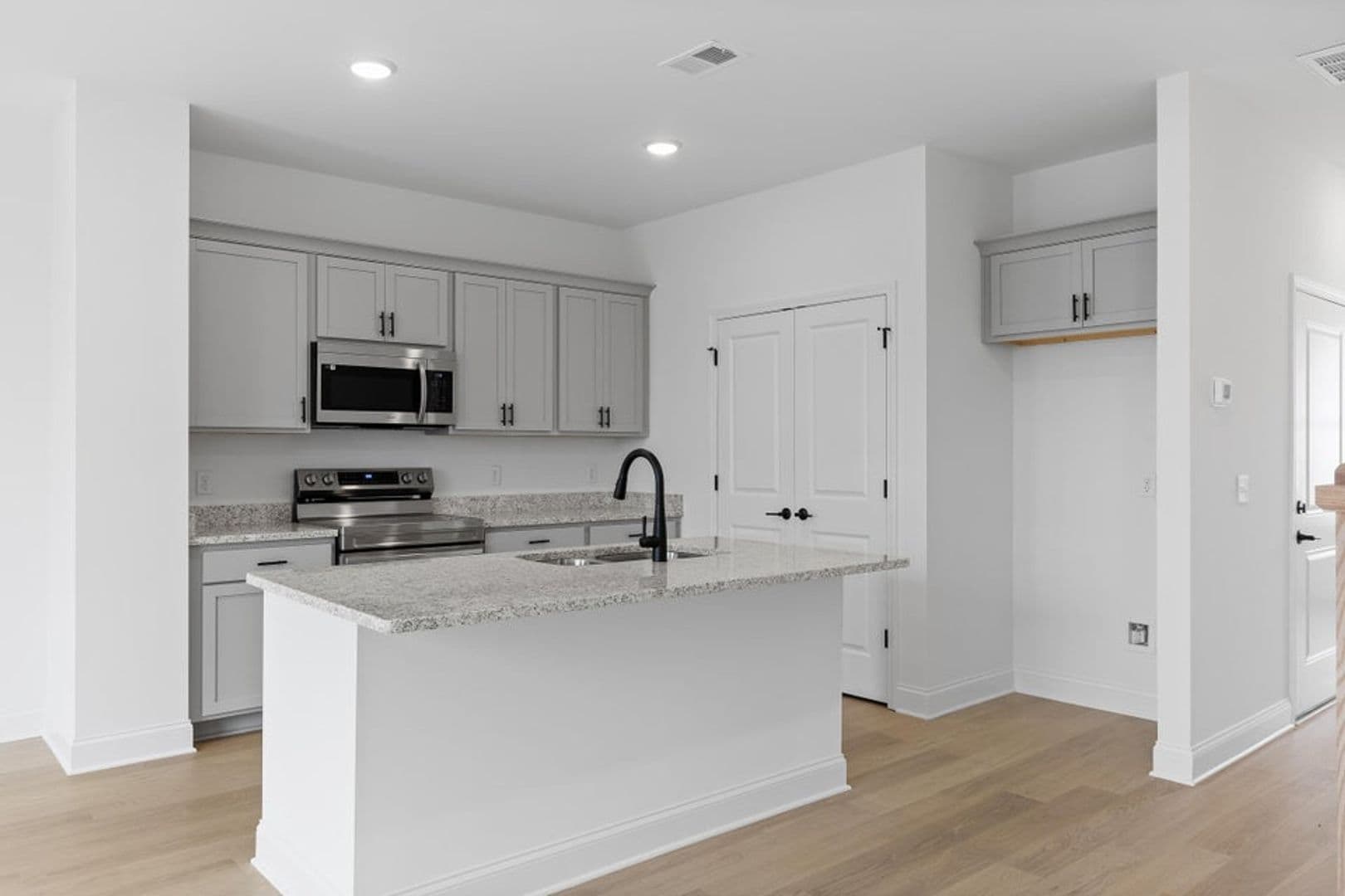Ooltewah Townhome: 8851 James Creek Dr