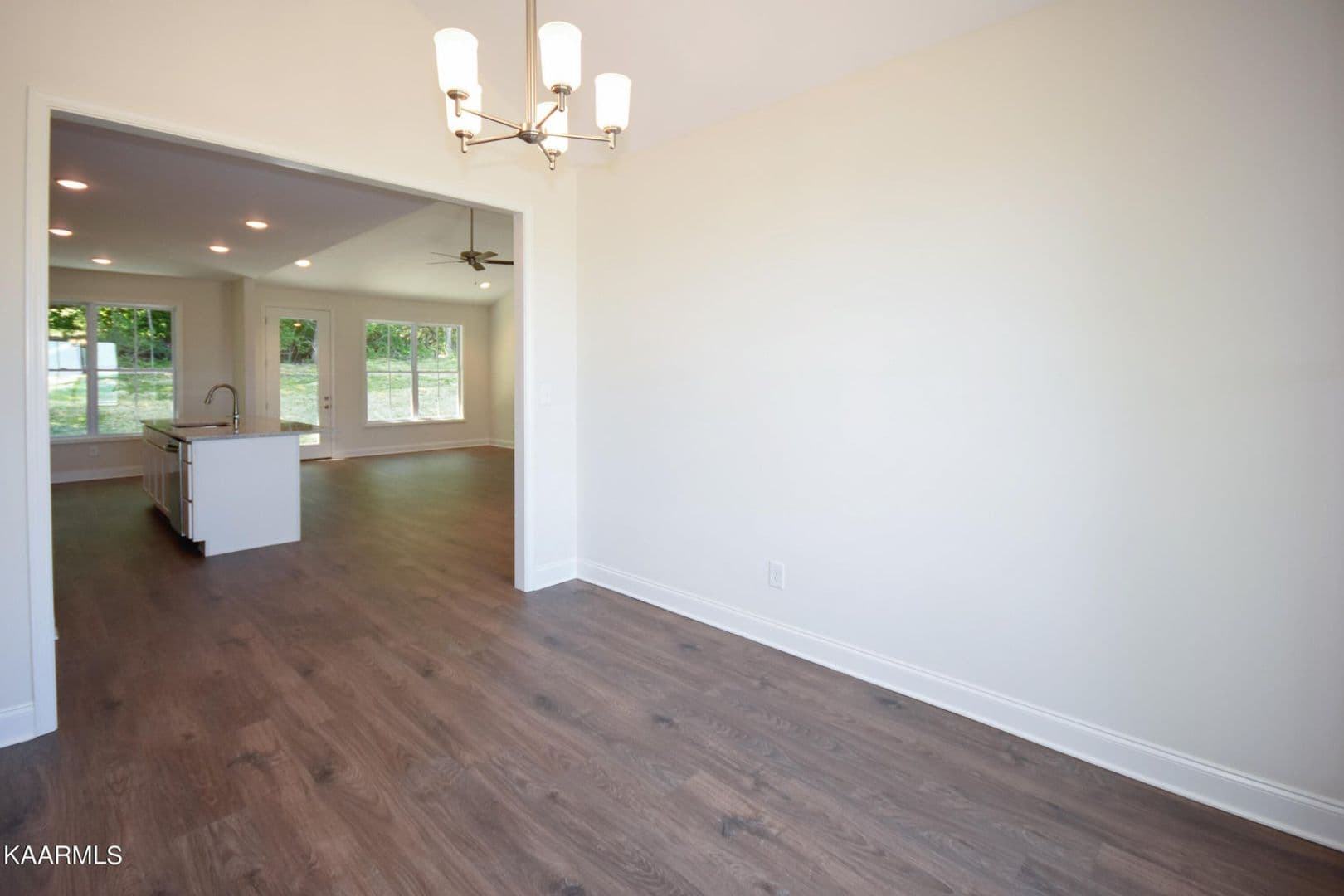 Knoxville House: 8135 Vassar Lane