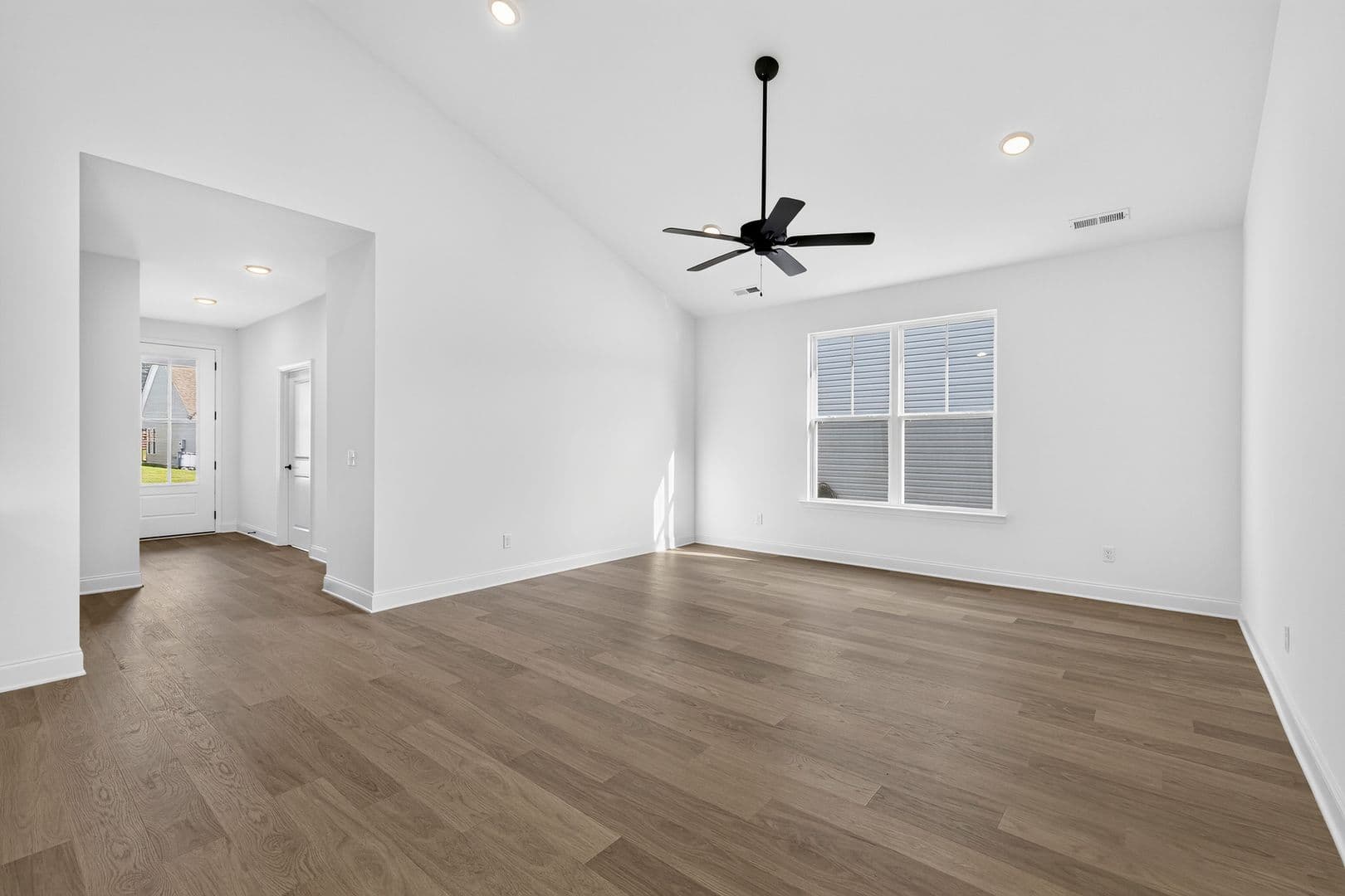 Ooltewah House: 6587 Elizabeth Ann Way