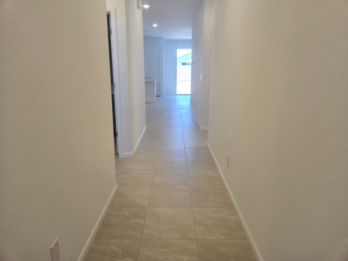 San Tan Valley House: 4720 E Amethyst Ln