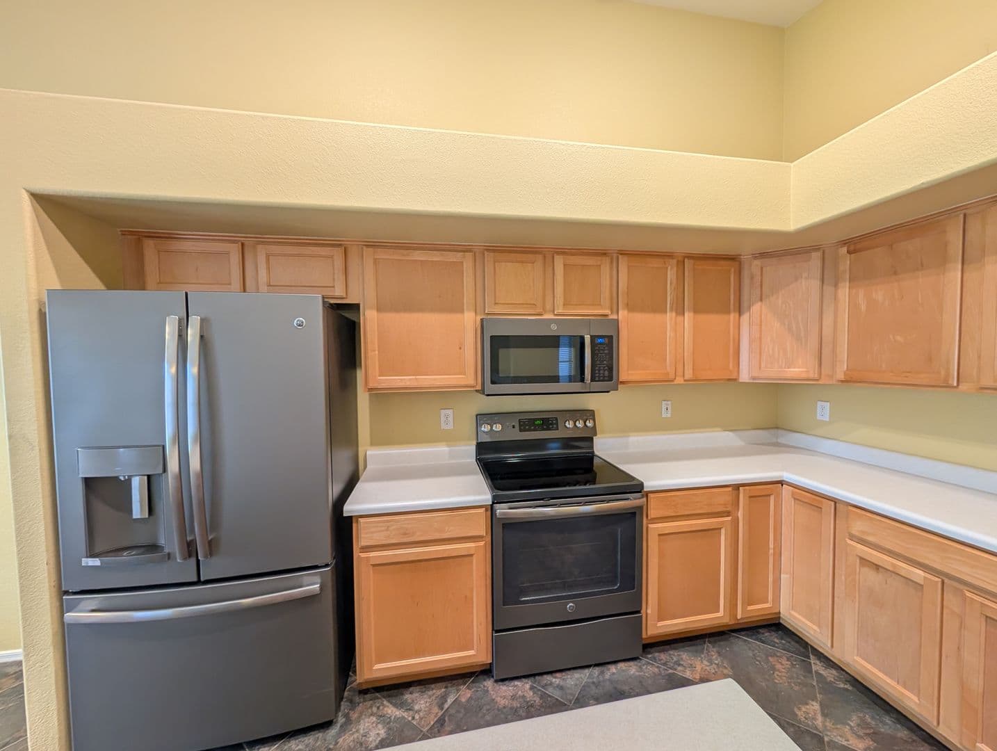 Chandler House: 2481 E Fairview St.