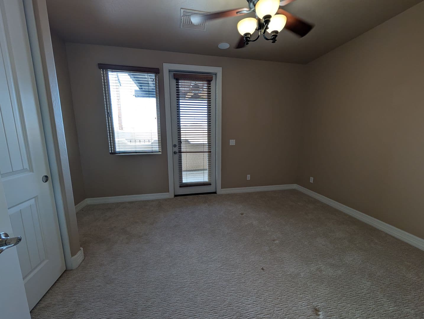 Cave Creek House: 6145 E Cave Creek Rd., #102