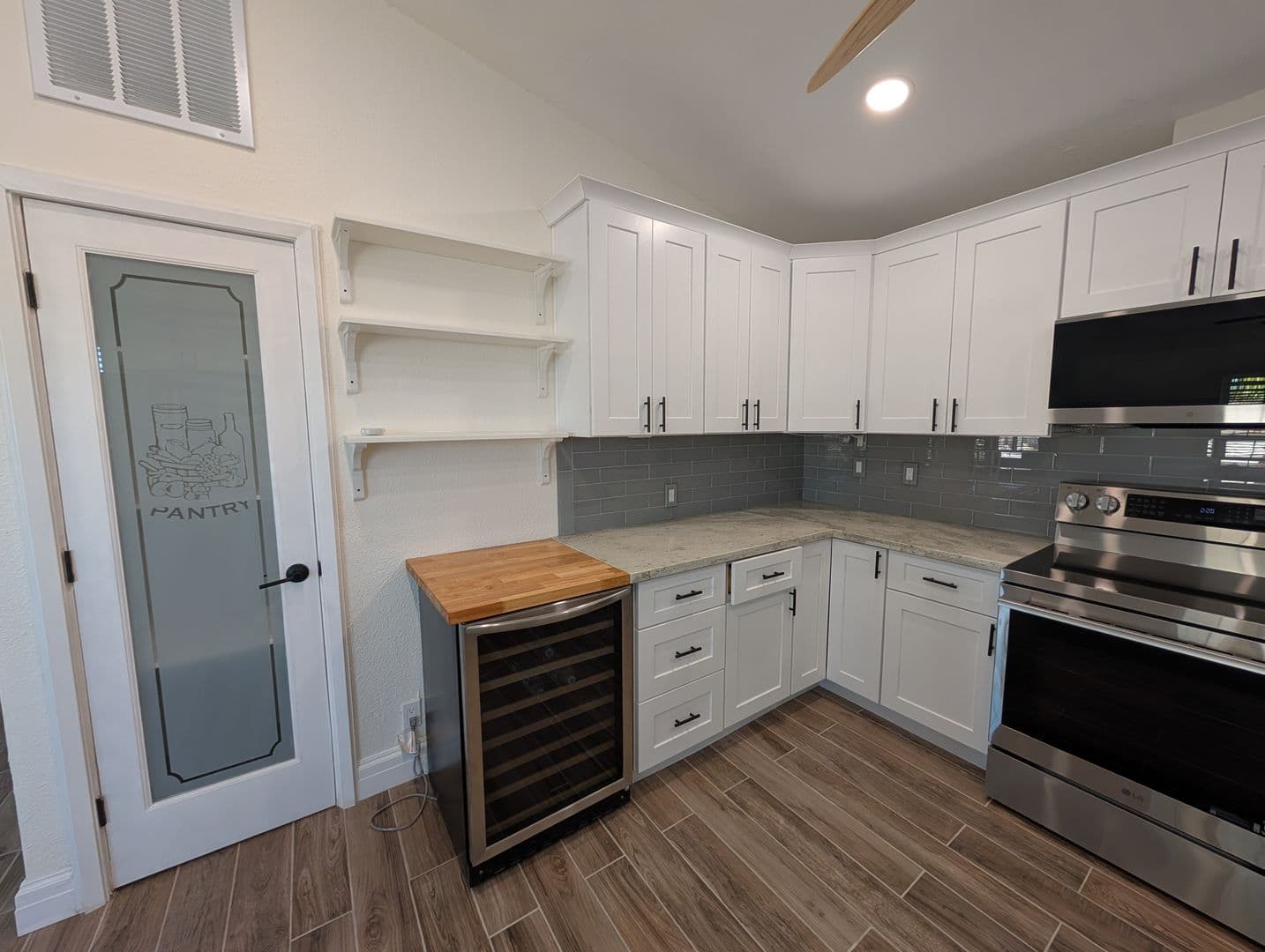 Sun Lakes House: 26601 S Trevino Dr.