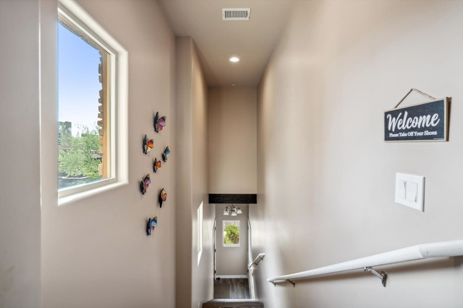 Cave Creek House: 6145 E Cave Creek Rd. #203
