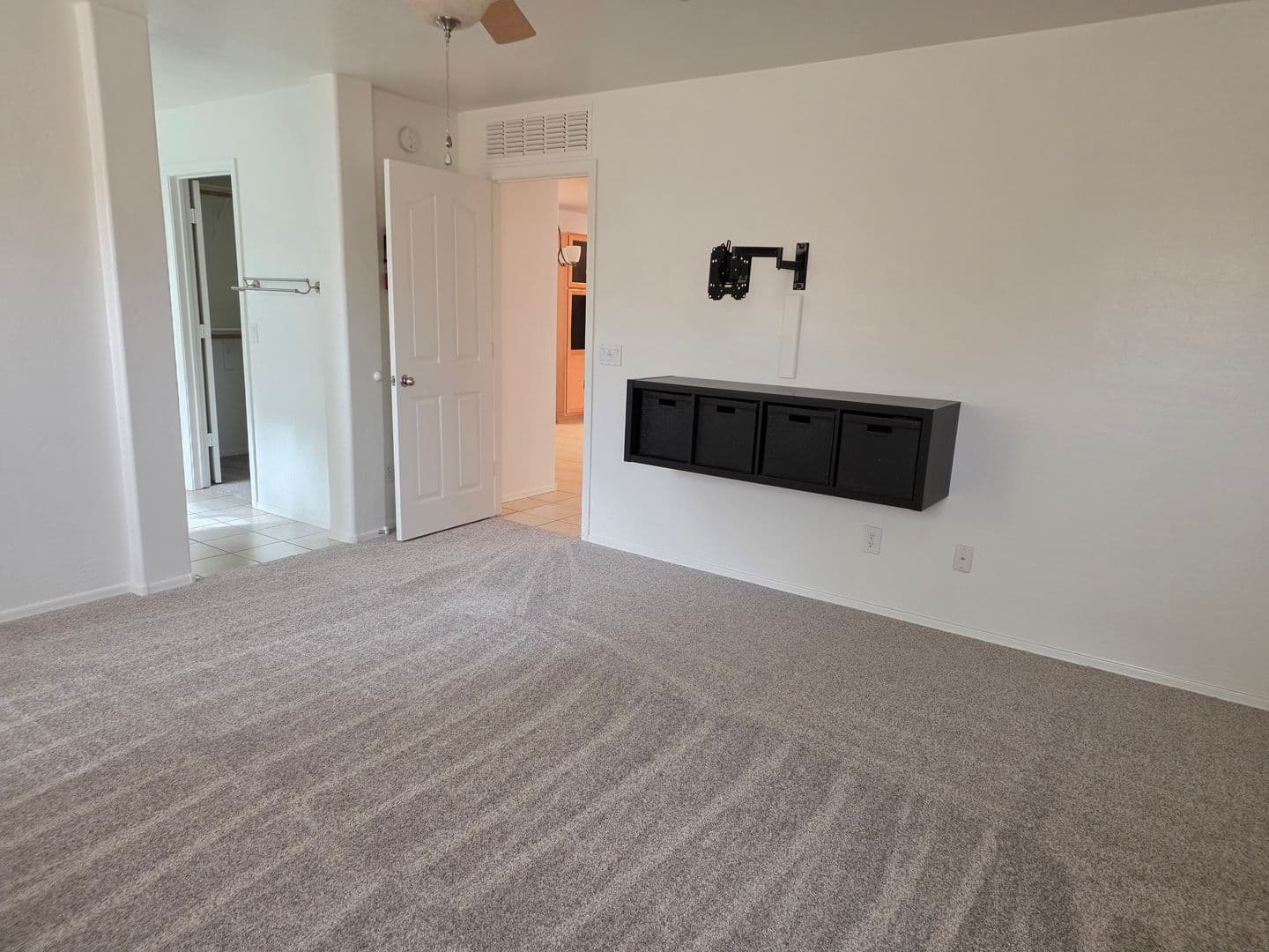 Maricopa House: 22175 N Bishop Dr