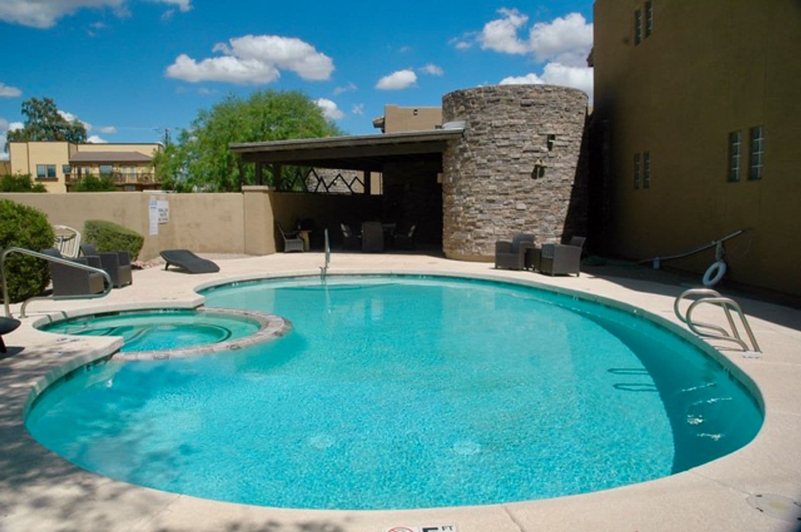 Cave Creek House: 6145 E Cave Creek Rd. #203