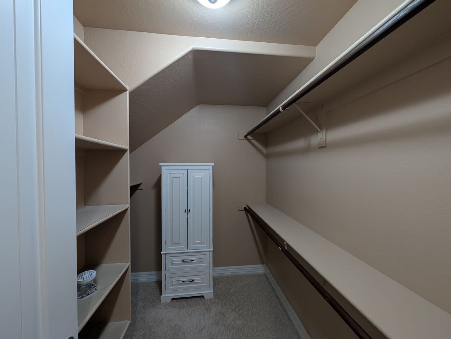 Cave Creek House: 6145 E Cave Creek Rd., #102