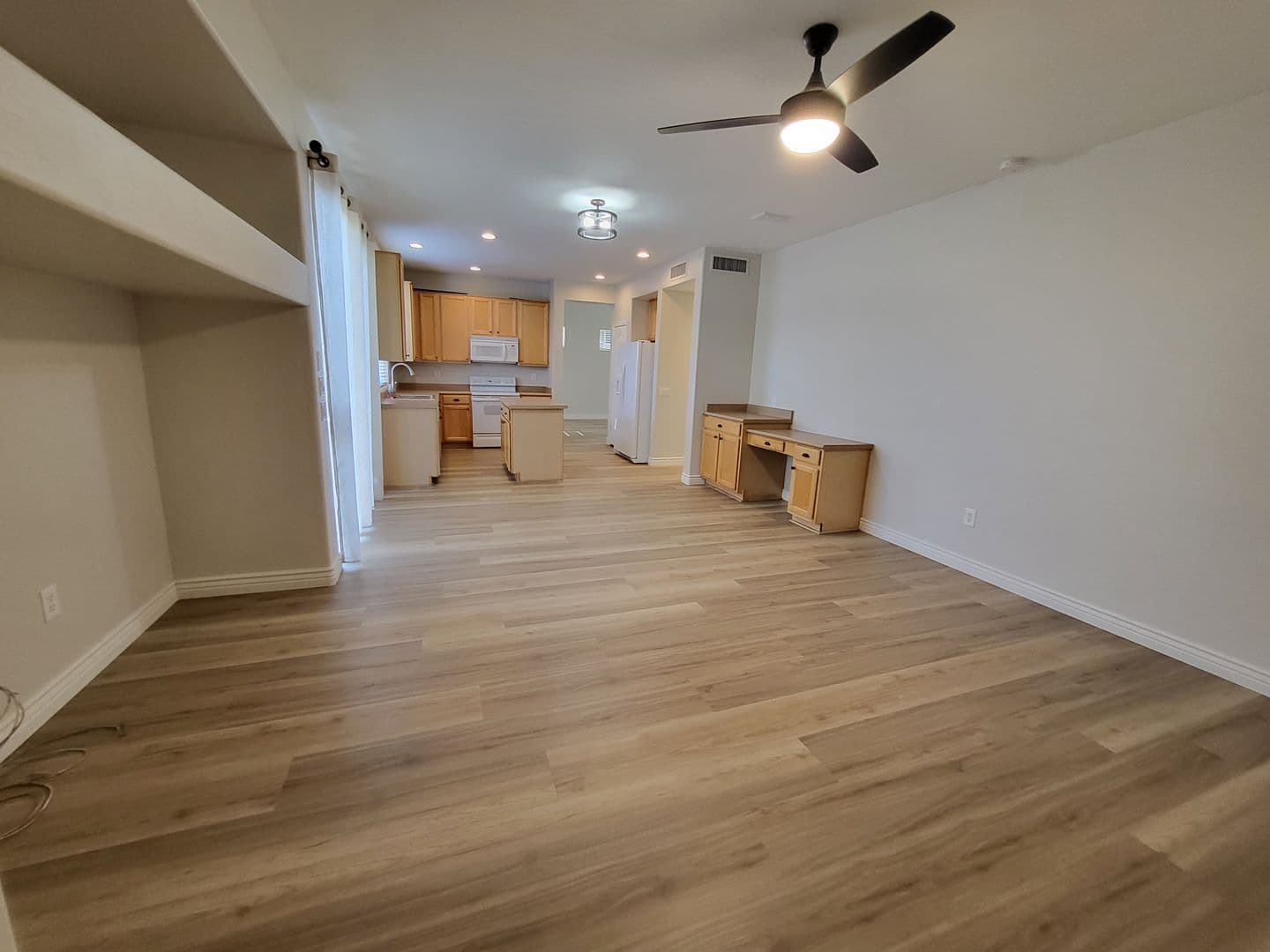 Chandler House: 833 E Sheffield Ave.