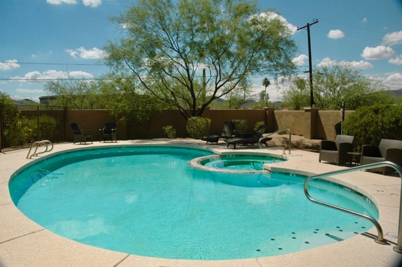 Cave Creek House: 6145 E Cave Creek Rd. #203