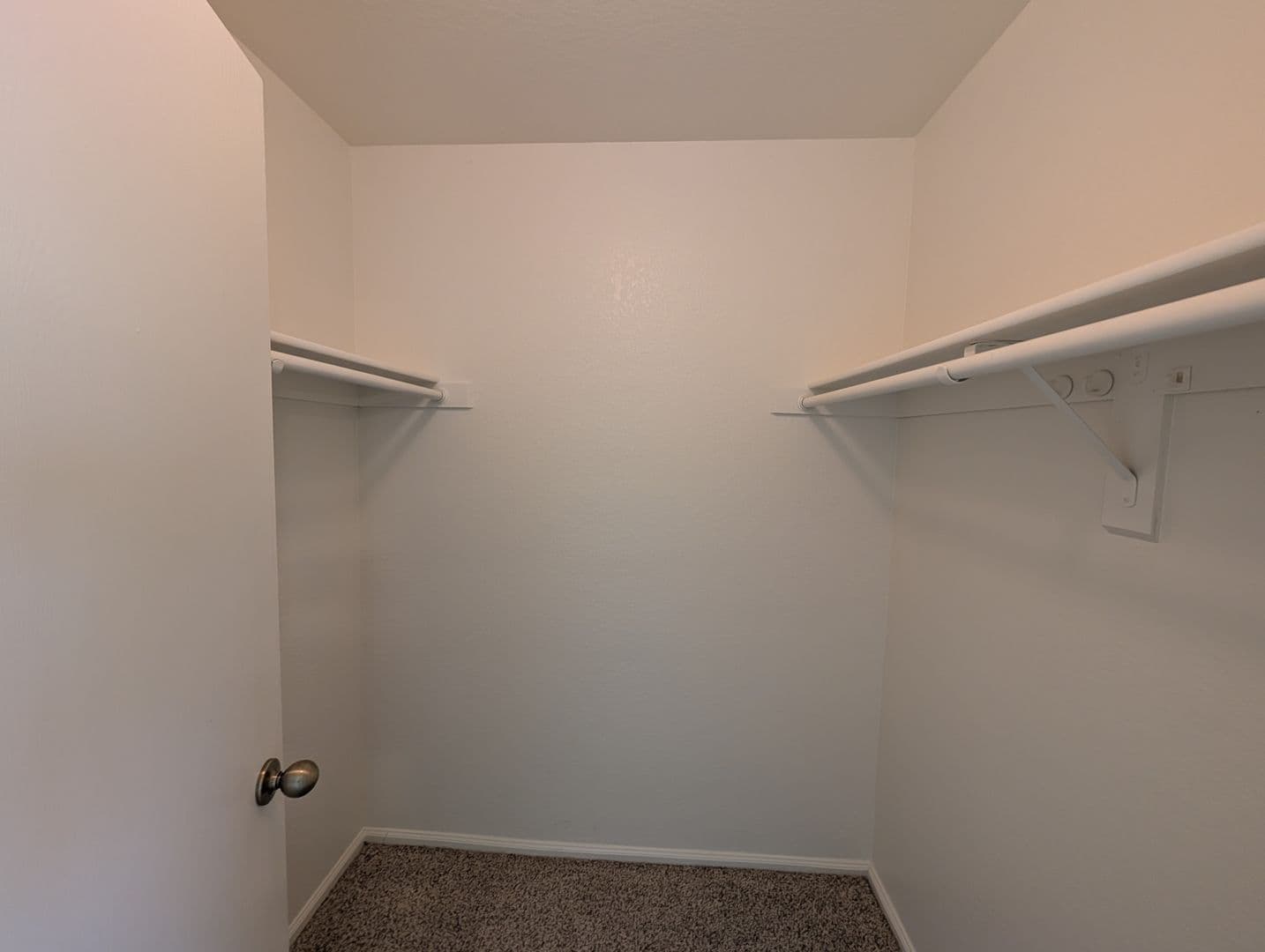 Mesa House: 4941 E Colby St