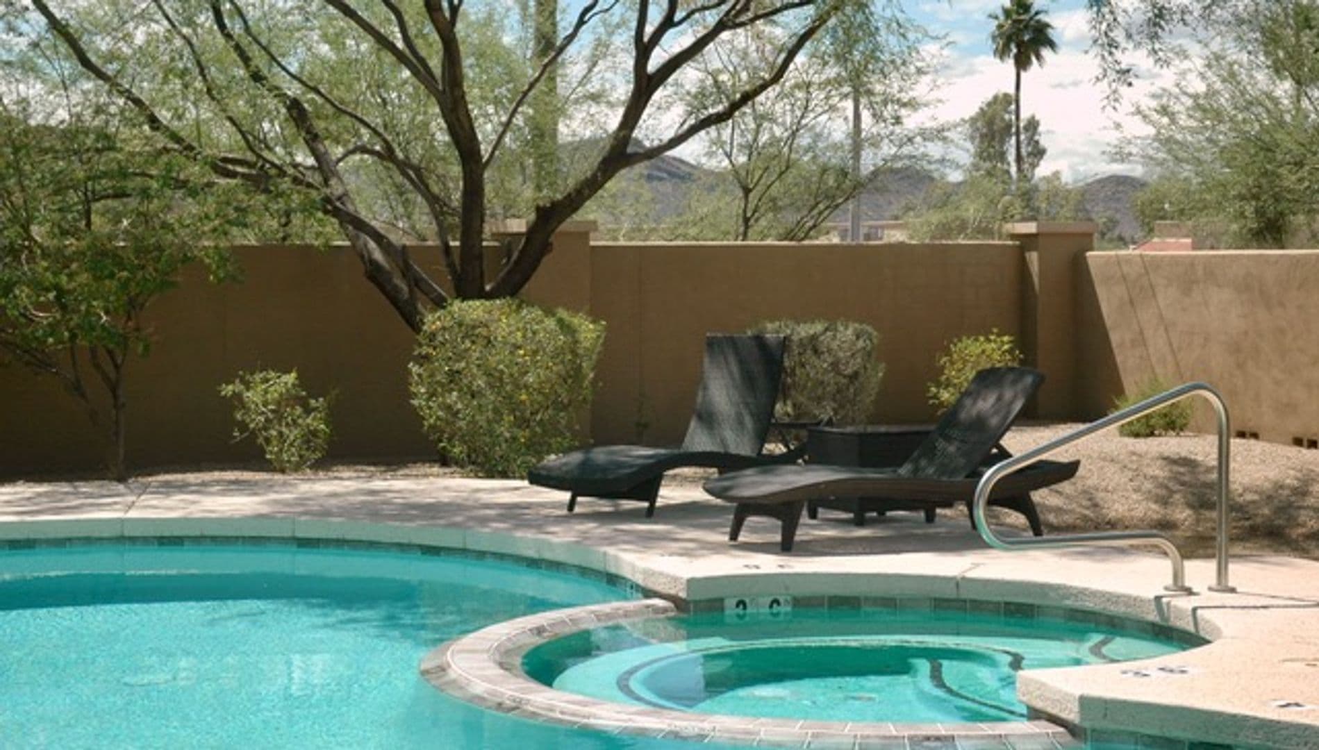 Cave Creek House: 6145 E Cave Creek Rd. #203