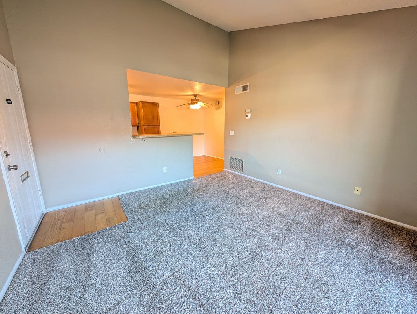 Mesa House: 623 W Guadalupe Rd Unit 242