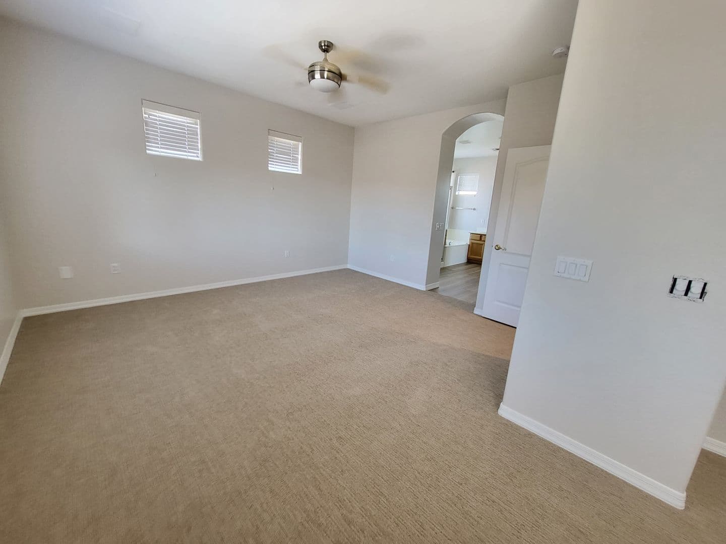 Chandler House: 833 E Sheffield Ave.