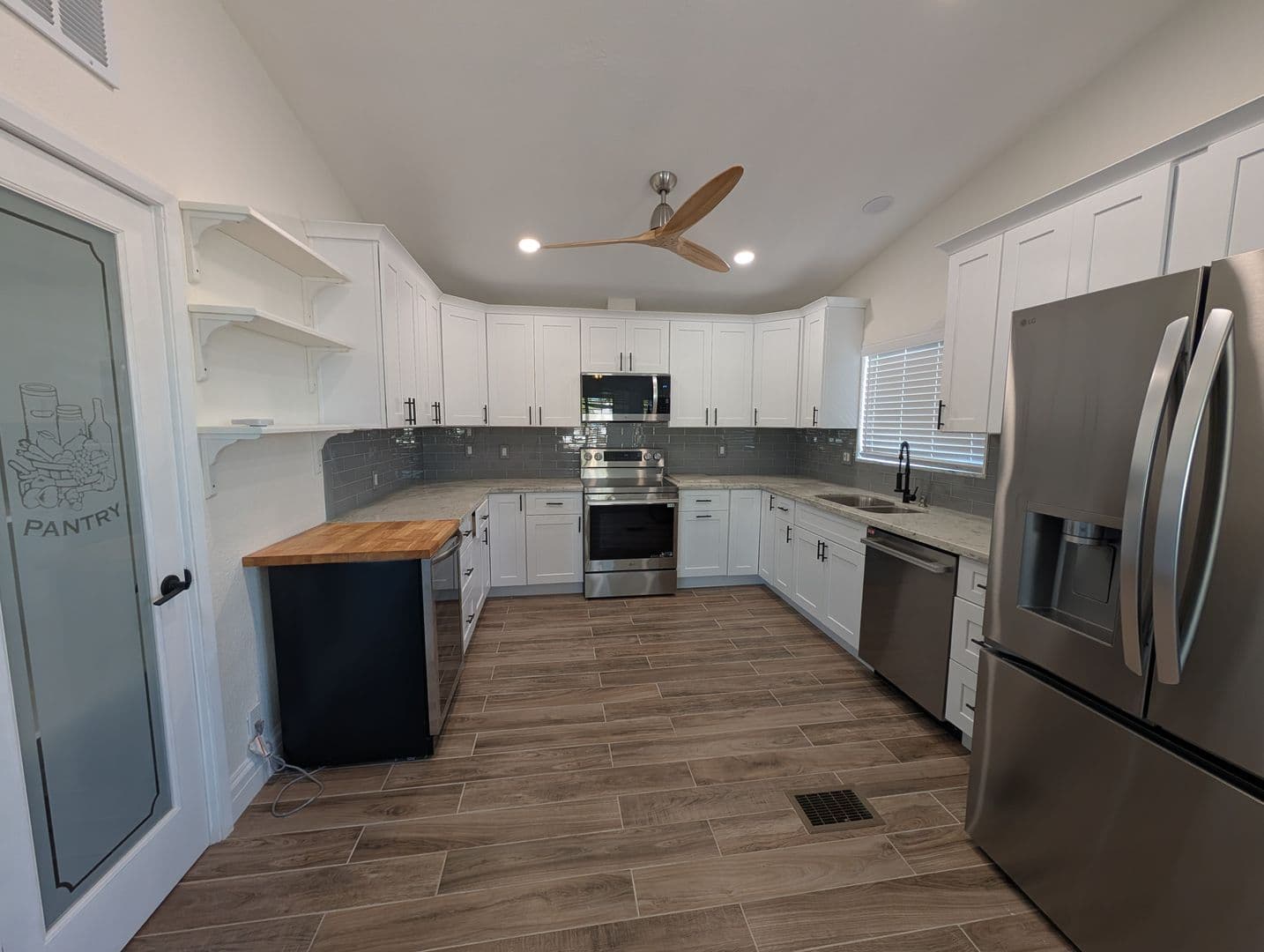 Sun Lakes House: 26601 S Trevino Dr.