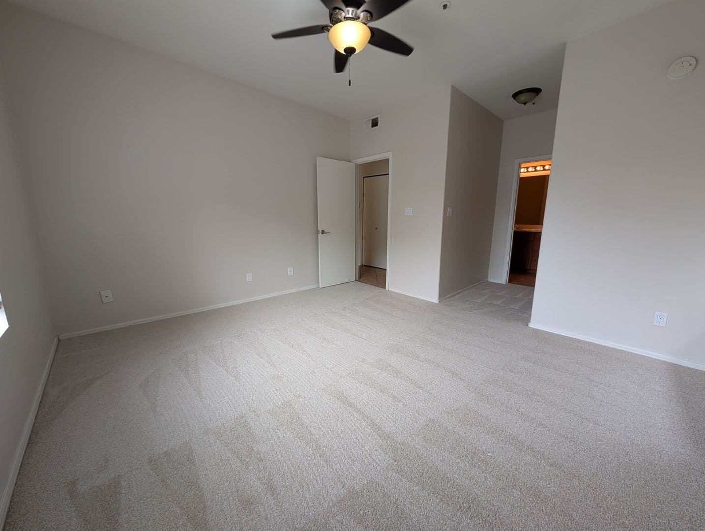Scottsdale House: 9600 N 96th St Apt 124