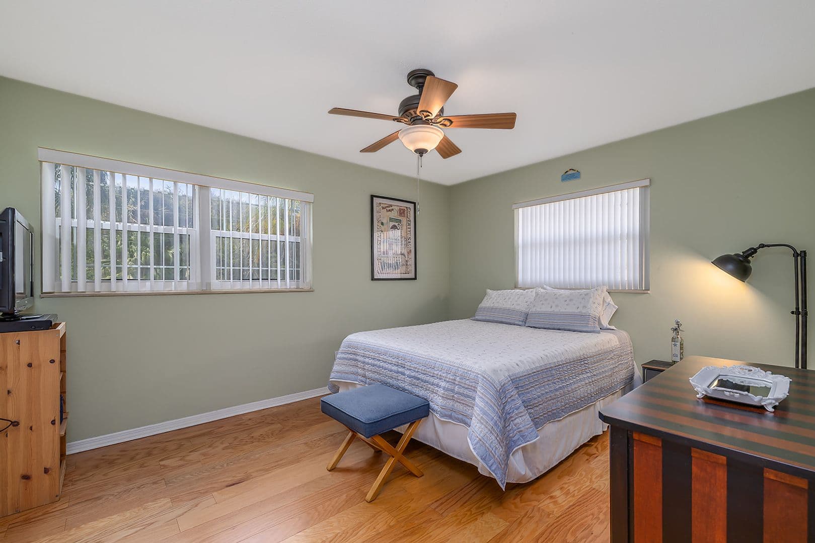 NEW SMYRNA BEACH House: 4435 SAXON DR