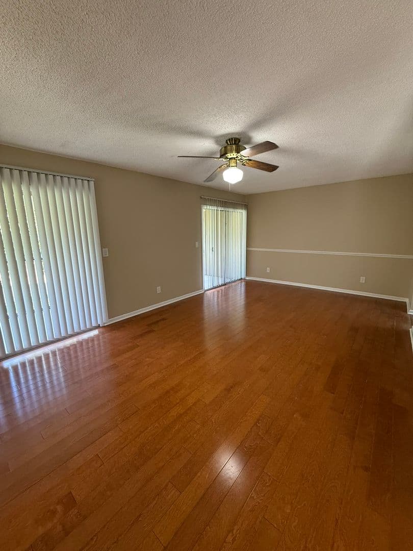 DELTONA Condo: 130 JASMINE WOODS CT.