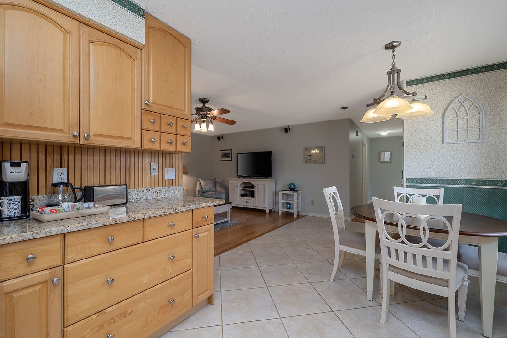 NEW SMYRNA BEACH House: 4435 SAXON DR