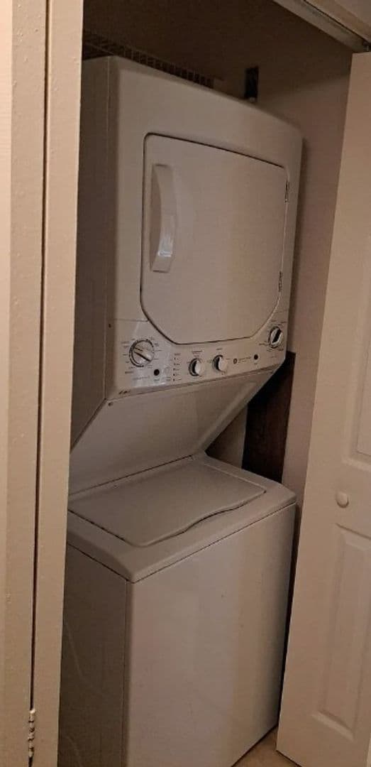 DELTONA Condo: 130 JASMINE WOODS CT.