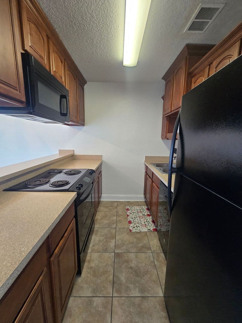 DAYTONA BEACH Condo: 432 AUBURN DRIVE, UNIT 204