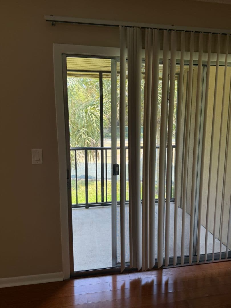 DELTONA Condo: 130 JASMINE WOODS CT.