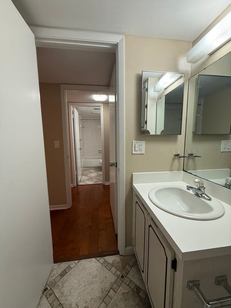 DELTONA Condo: 130 JASMINE WOODS CT.