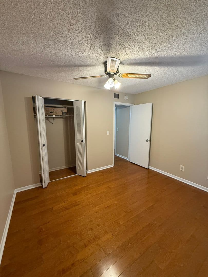 DELTONA Condo: 130 JASMINE WOODS CT.