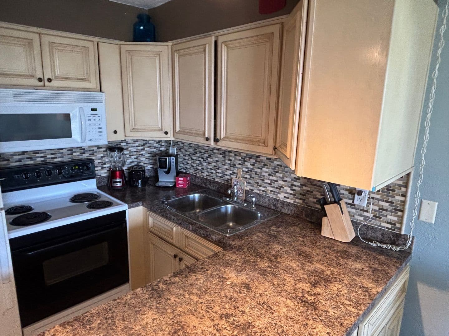 DAYTONA BEACH Condo: 1437 N ATLANTIC AVE., UNIT #302