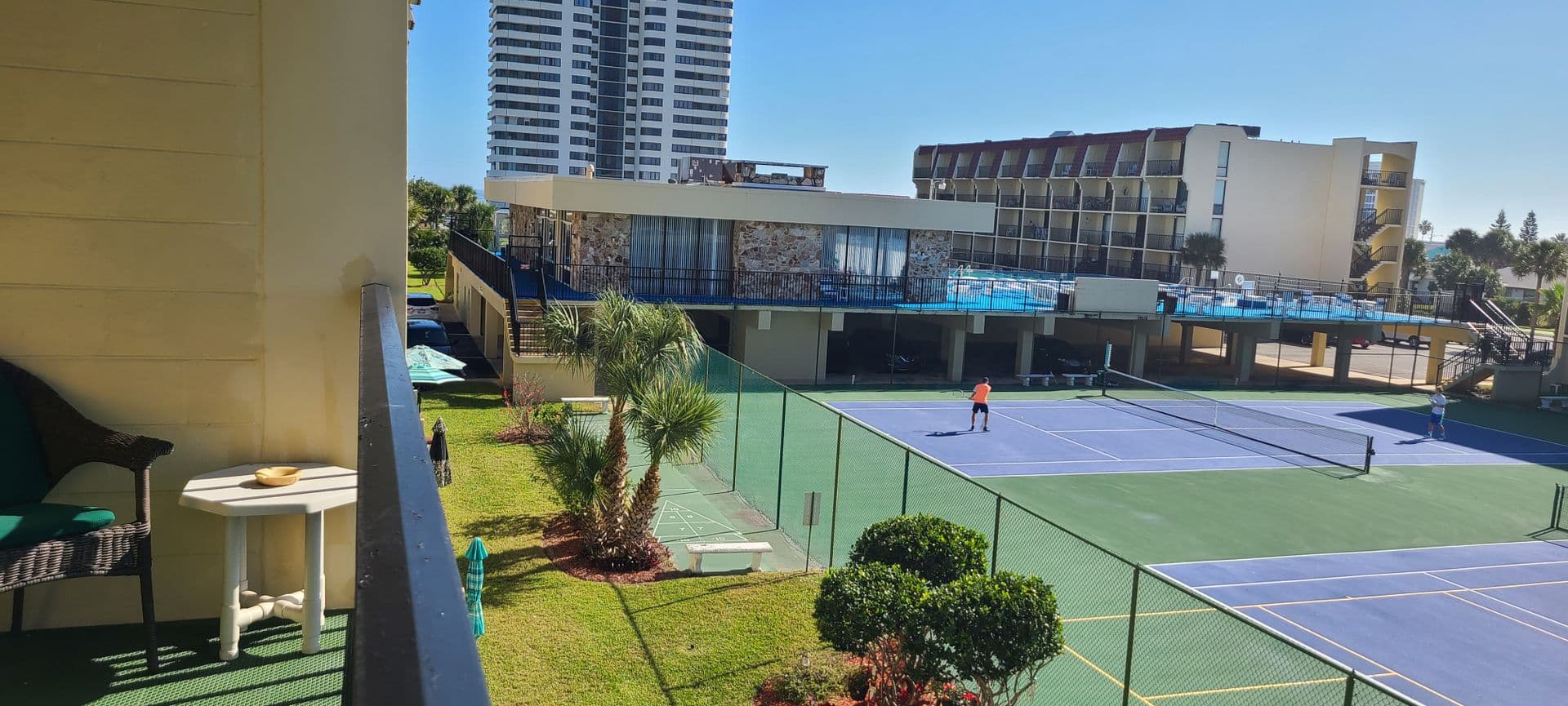 DAYTONA BEACH Condo: 1437 N ATLANTIC AVE., UNIT #302