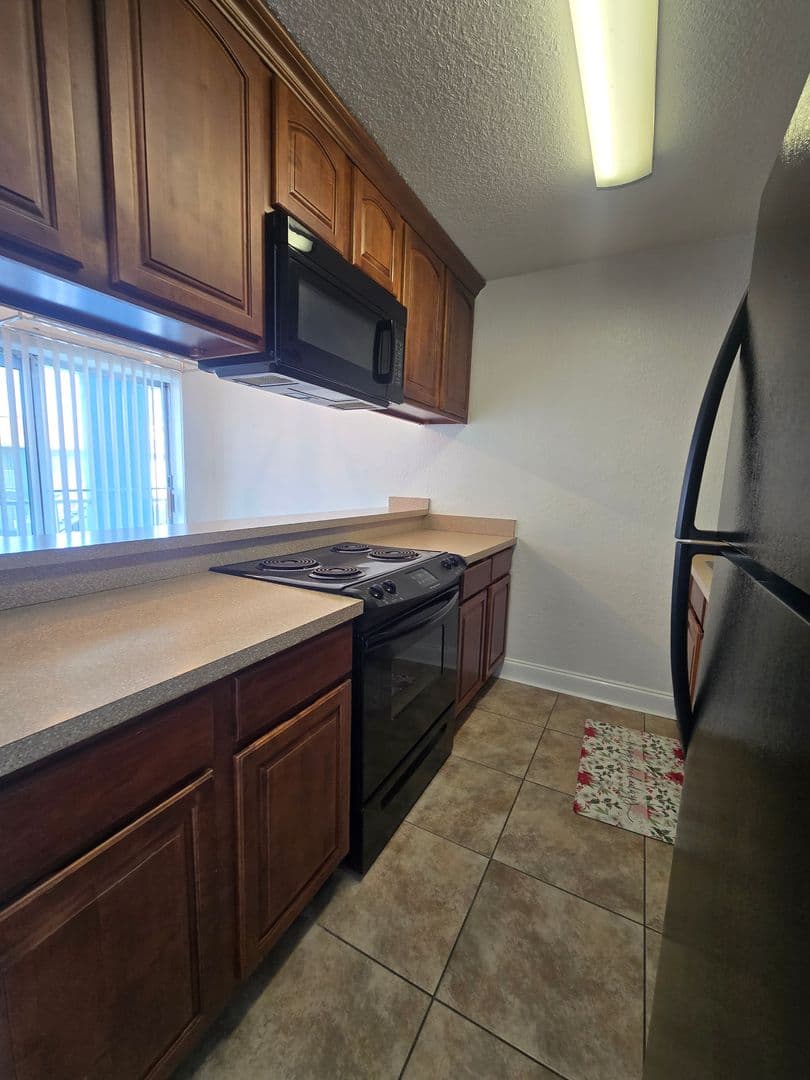 DAYTONA BEACH Condo: 432 AUBURN DRIVE, UNIT 204