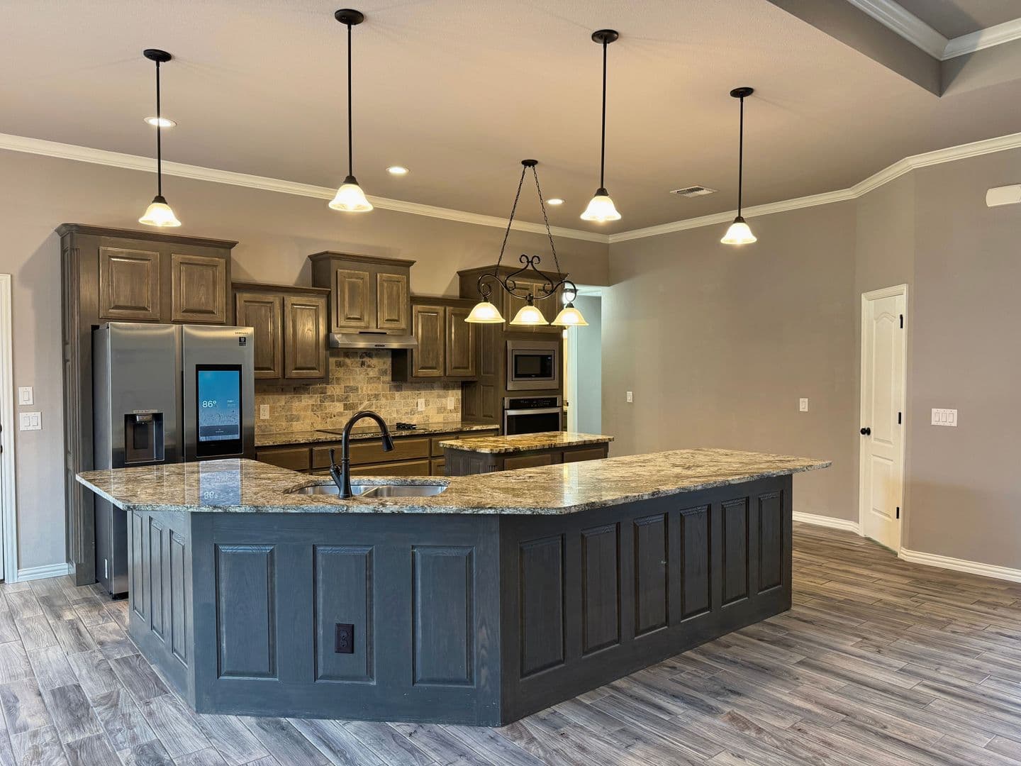 Wichita Falls House: 1724 Shoal Creek Dr