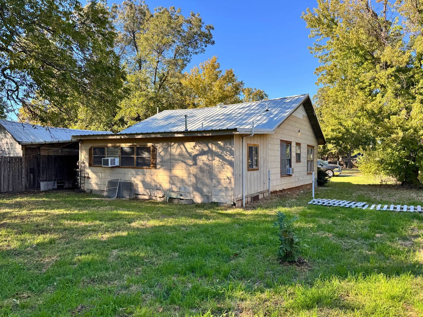 Burkburnett House: 704 Reagan Street