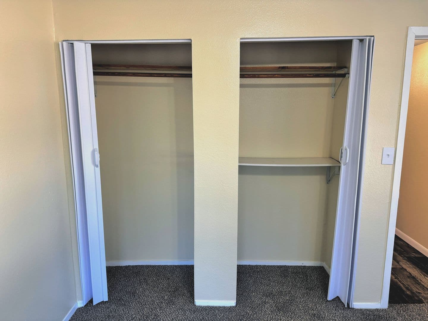 Wichita Falls Apartment: 1652 Collins Avenue