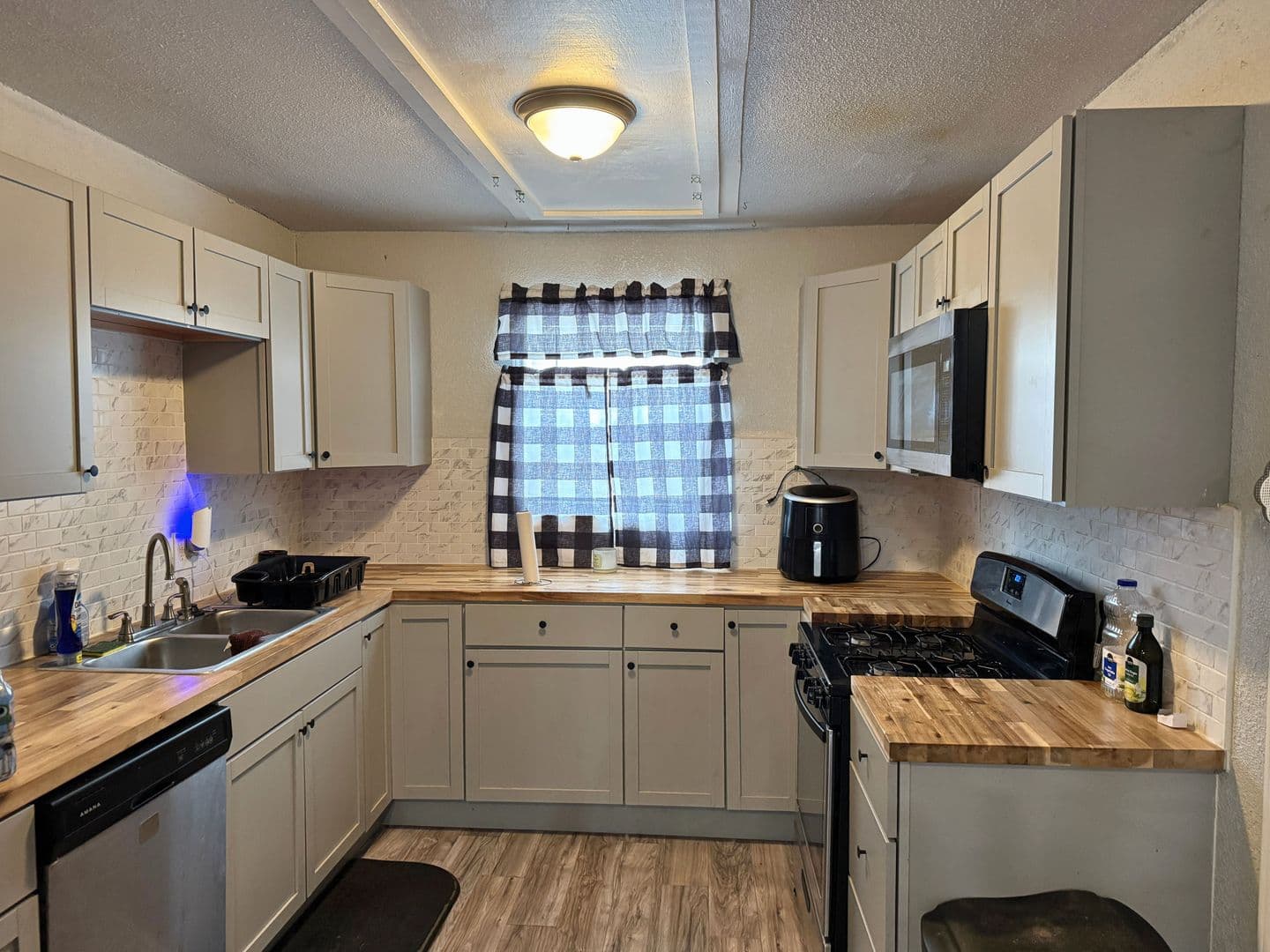 Wichita Falls House: 2733 Roanoke Drive